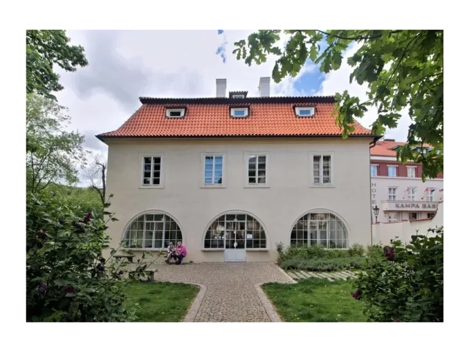 Zehnder radiátory v historické Werichově vile