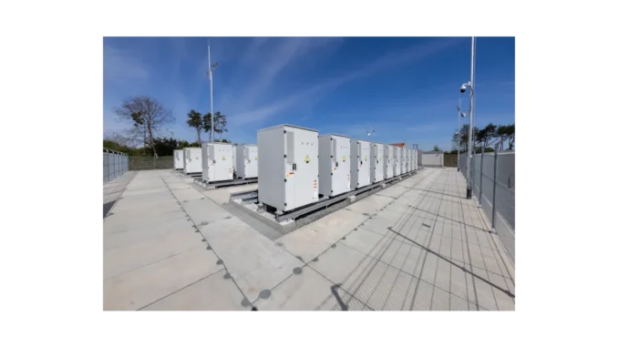 MND otevírá největší bateriové úložiště v Česku