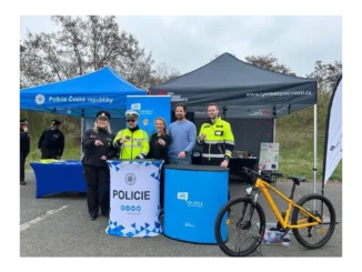 Přilba jako klíč k bezpečnosti seniorů na kole