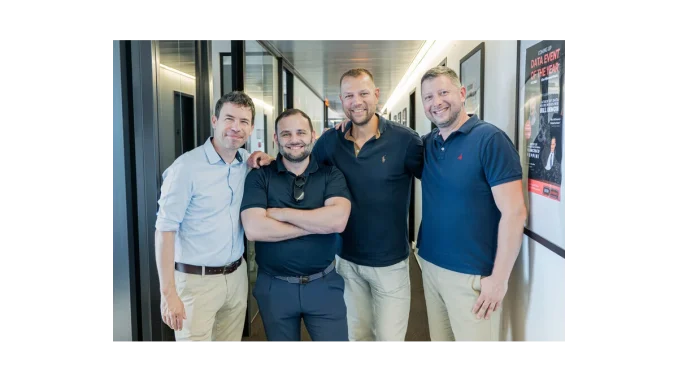 Joyful Craftsmen a Revolt BI: nový lídr v datové analytice