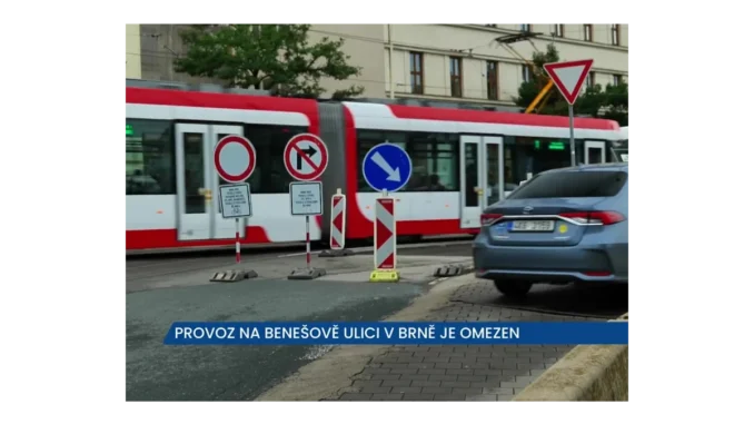 Horkovody na Benešově ulici v Brně zpožďují provoz